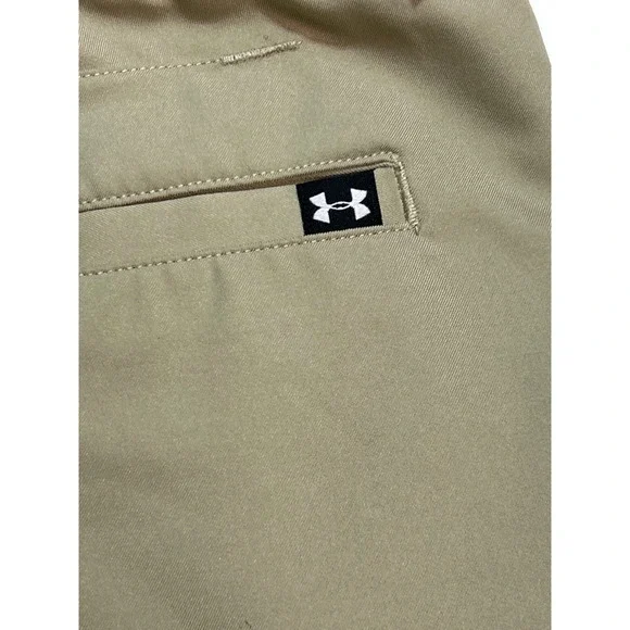 Under Armour YXL Boys Golf Shorts Khaki Performance Flat Front - Picture 7 of 8